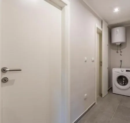 Luxury Apartment Beyond Stobrec Exterior photo