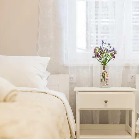 Luxury Apartment Beyond Stobrec Exterior photo
